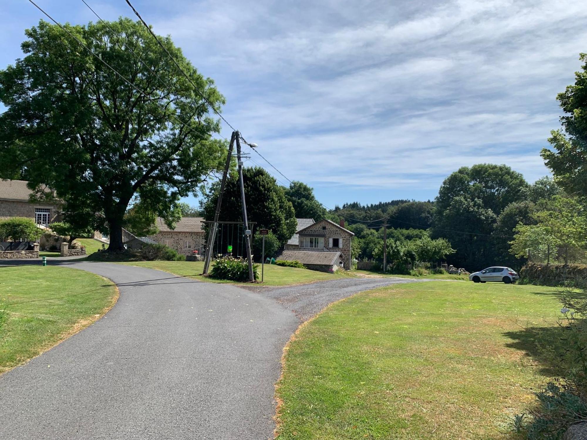 Ferme Au Calme A 15Mn Du Chambon Sur Lignon Villa Saint-Jeures Exterior photo