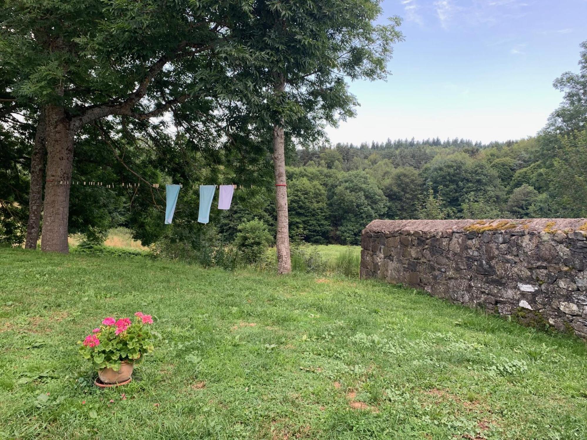 Ferme Au Calme A 15Mn Du Chambon Sur Lignon Villa Saint-Jeures Exterior photo